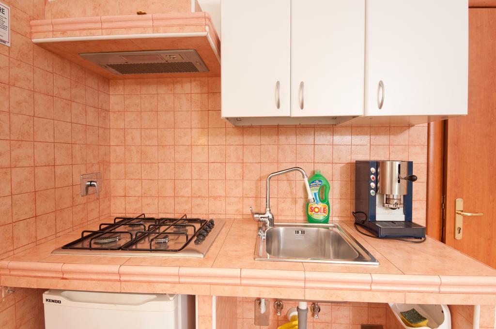 Suites Oliveri Viale Marconi Roma Exterior foto