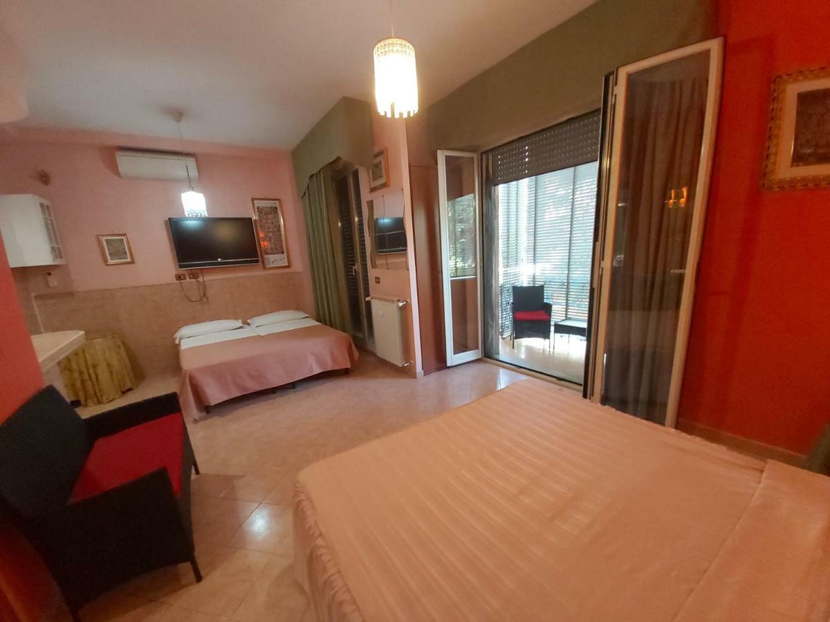 Suites Oliveri Viale Marconi Roma Exterior foto